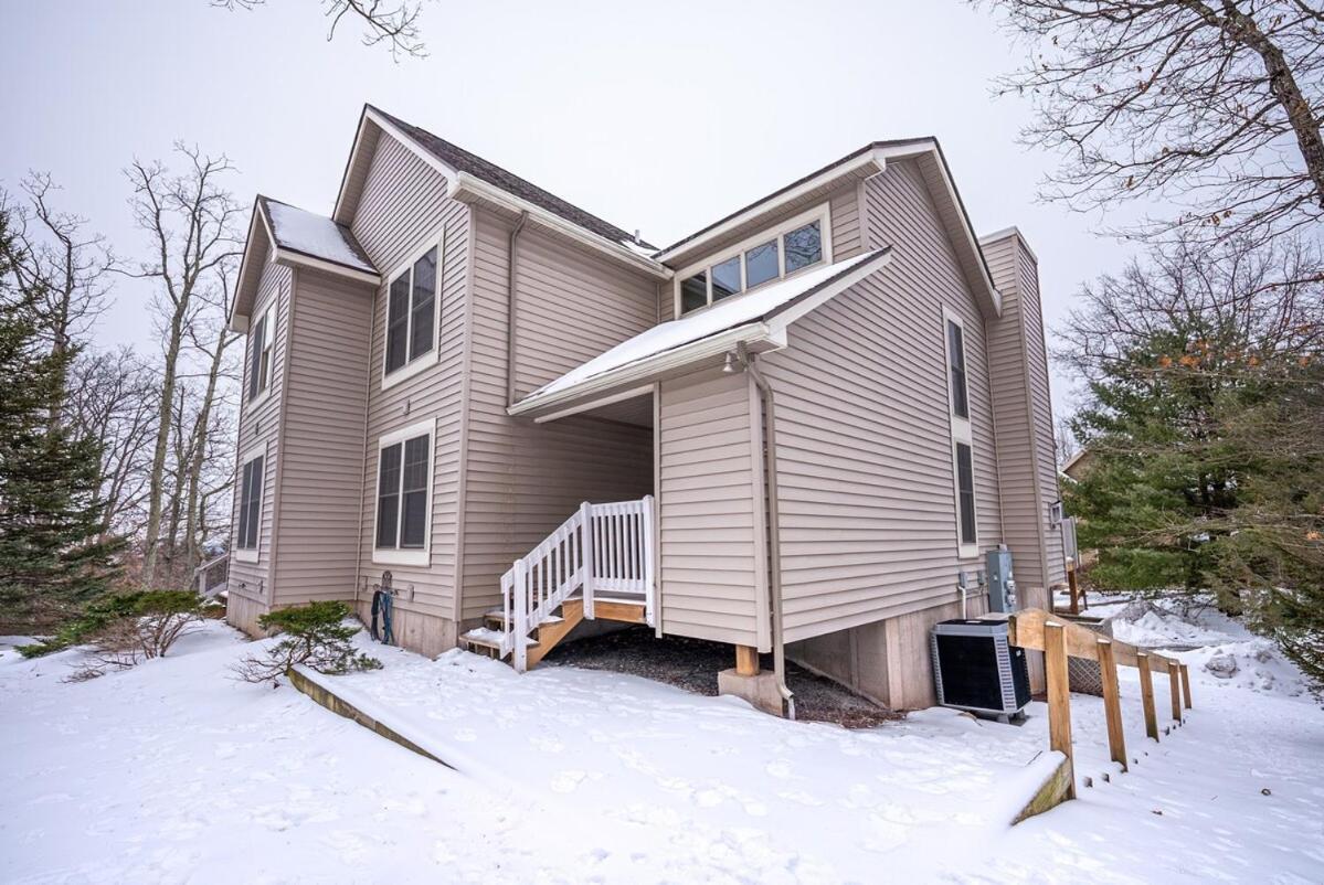 Luxury House In Pocono Mountains Ferienhaus Tannersville